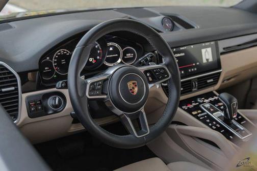 Black 2019 Porsche Cayenne Cayenne