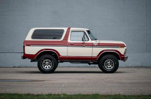 1979 Ford Bronco Ranger XLT 4x4 Coyote Restomod