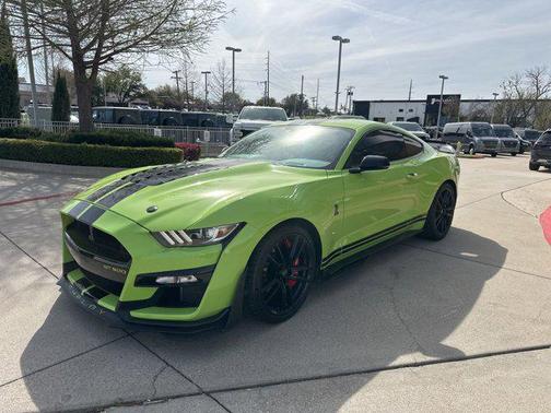 2020 Ford Shelby GT500 Base