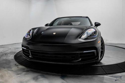 2018 Porsche Panamera 4