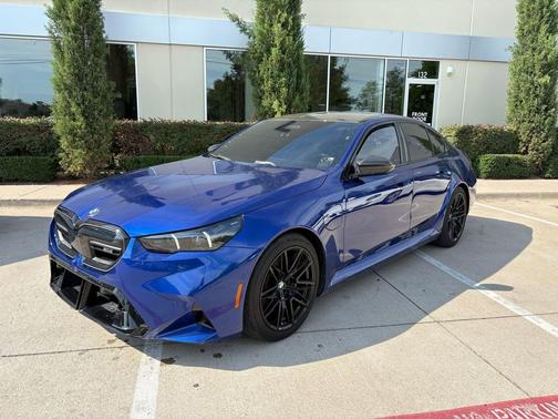 Marina Bay Blue Metallic 2025 BMW M5 Base