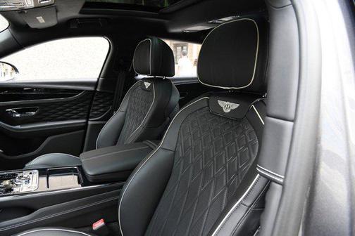 2021 Bentley Flying Spur V8