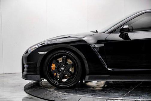 2013 Nissan GT-R Premium