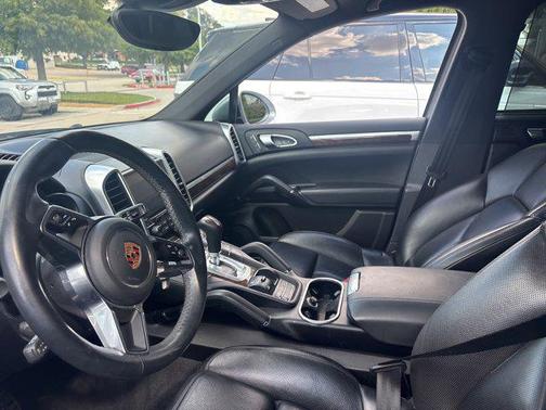2017 Porsche Cayenne S