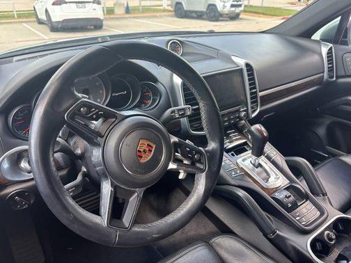 2017 Porsche Cayenne S
