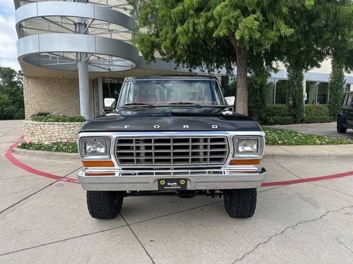 1979 Ford Bronco 7.3L Godzilla Custom 4X4