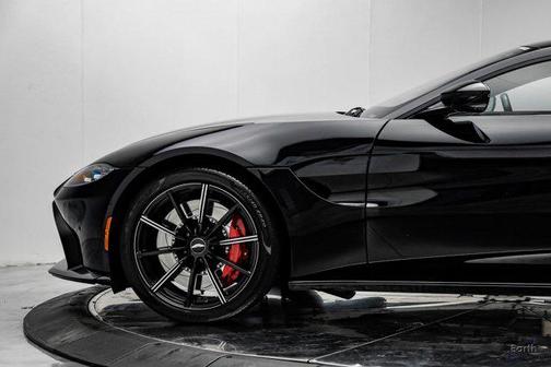 2020 Aston Martin Vantage Great Options!