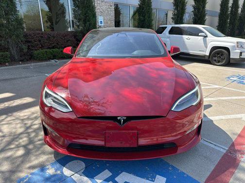 2022 Tesla Model S Plaid