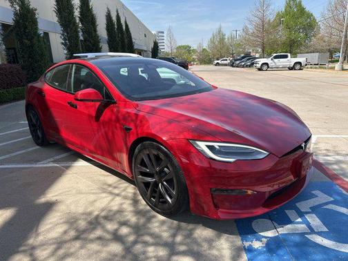 2022 Tesla Model S Plaid