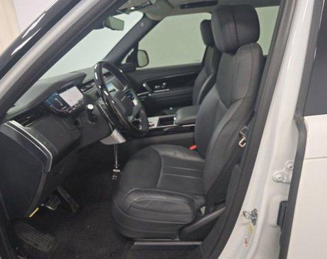 Fuji White 2024 Land Rover Range Rover P530 SE