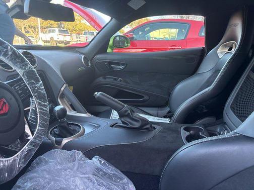 2017 Dodge Viper GTC