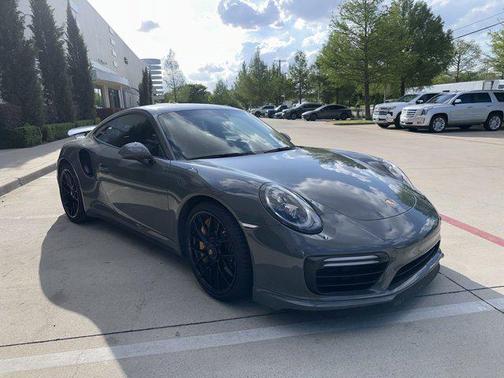 2017 Porsche 911 Turbo S