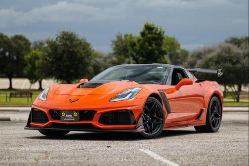 Sebring Orange Tintcoat 2019 Chevrolet Corvette ZR1