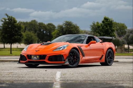 Sebring Orange Tintcoat 2019 Chevrolet Corvette ZR1