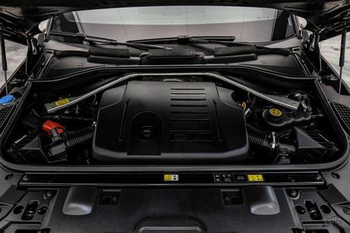 Santorini Black Metallic 2024 Land Rover Range Rover Sport SE