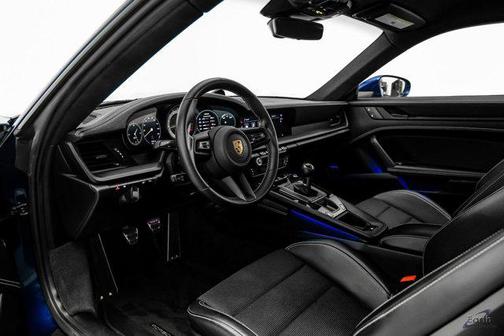 2022 Porsche 911 GT3 w/Touring Package