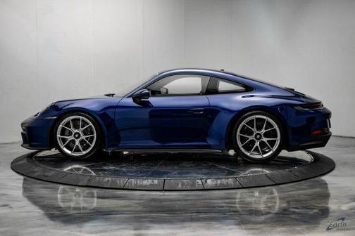 2022 Porsche 911 GT3 w/Touring Package