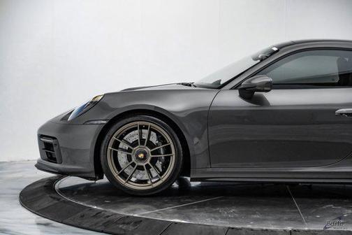 2024 Porsche 911 Carrera GTS