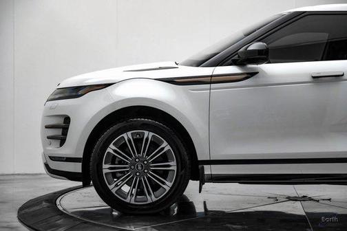 2024 Land Rover Range Rover Evoque Dynamic SE