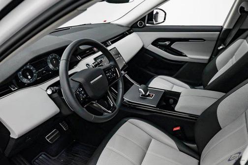 2024 Land Rover Range Rover Evoque Dynamic SE