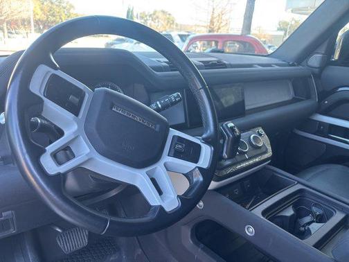 2023 Land Rover Defender 110 S