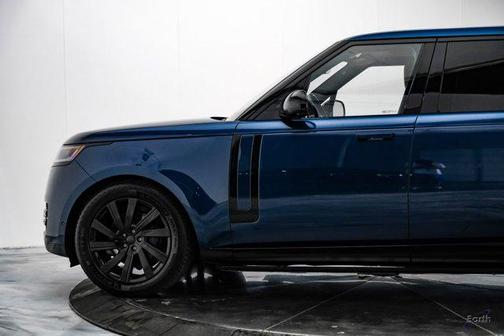 2023 Land Rover Range Rover P400 SE