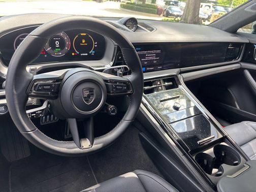 Jet Black Metallic 2026 Porsche Panamera Turbo S