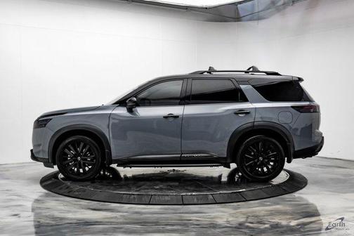 2023 Nissan Pathfinder Platinum 4WD