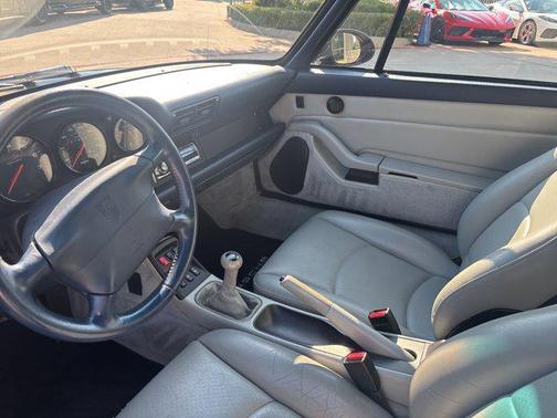 1995 Porsche 911 Carrera