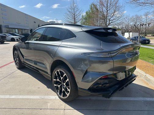 2023 Aston Martin DBX 707