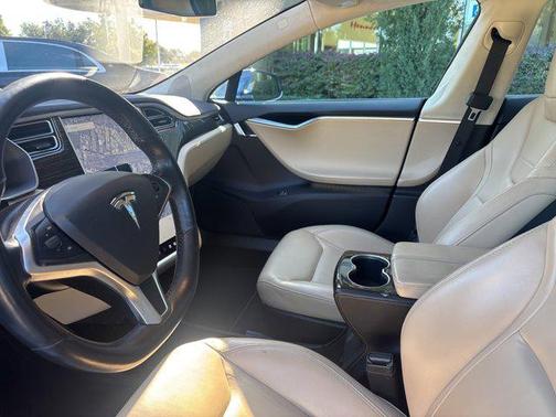 2015 Tesla Model S P90D