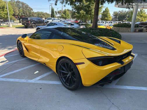 2019 McLaren 720S Base