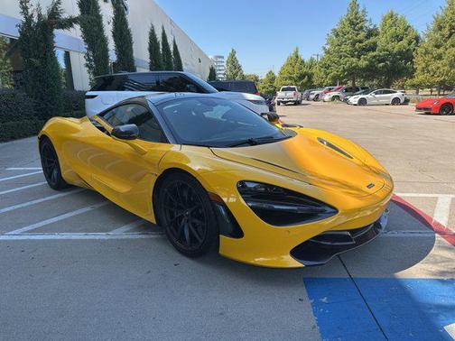 2019 McLaren 720S Base