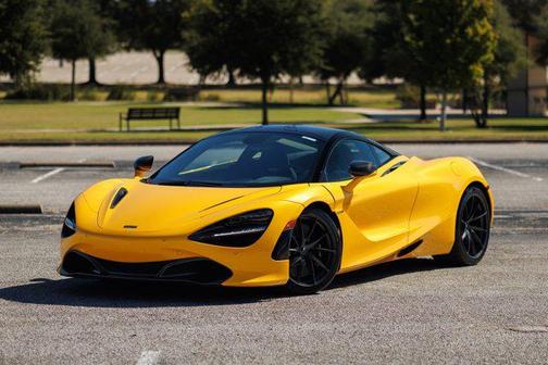 2019 McLaren 720S Base