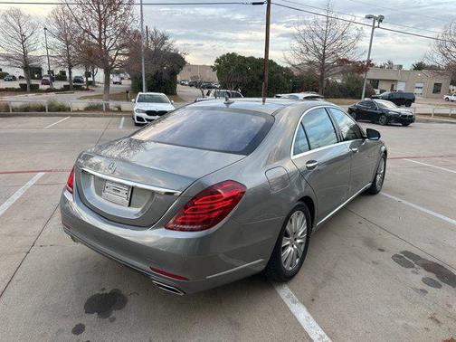 2015 Mercedes-Benz S-Class S550 RWD