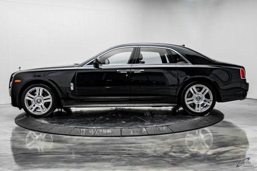 2017 Rolls-Royce Ghost Sedan