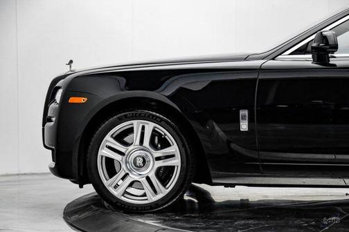 2017 Rolls-Royce Ghost Sedan