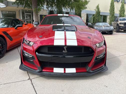 Rapid Red Metallic Tinted Clearcoat 2021 Ford Shelby GT500 Base
