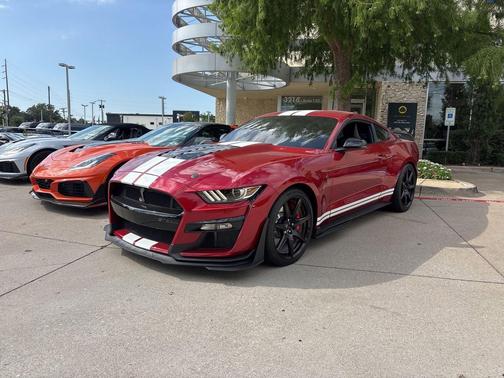 Rapid Red Metallic Tinted Clearcoat 2021 Ford Shelby GT500 Base