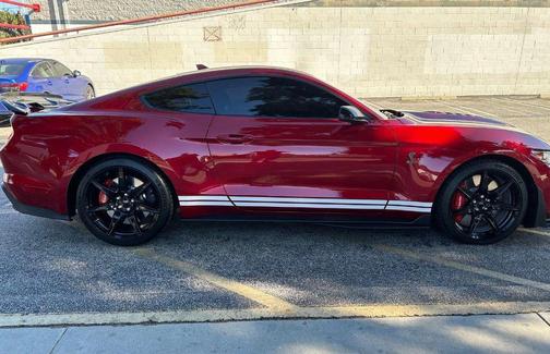 Rapid Red Metallic Tinted Clearcoat 2021 Ford Shelby GT500 Base
