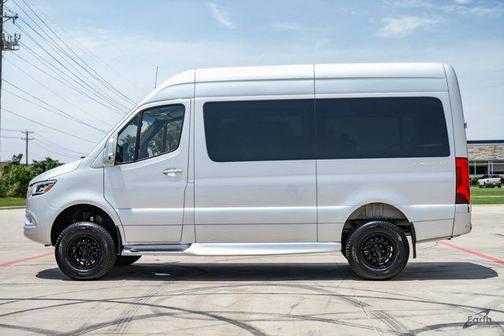 2023 Mercedes-Benz Sprinter 2500 Standard Roof