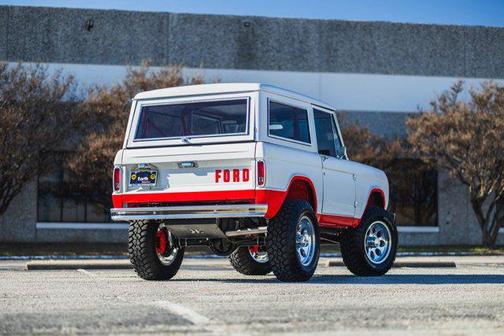 1970 Ford Bronco 5.0L Coyote Custom