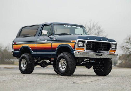 1978 Ford Bronco Free Wheeling 7.3L Godzilla Custom