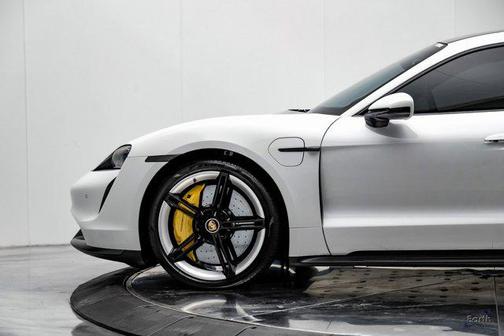 2020 Porsche Taycan Turbo S