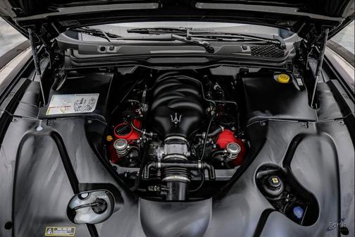 Nero Carbonio Metallic 2019 Maserati GranTurismo MC