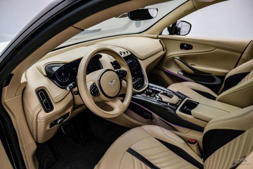 Onyx Black 2023 Aston Martin DBX 707