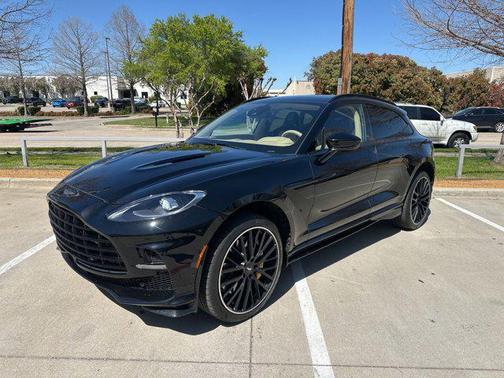 2023 Aston Martin DBX 707