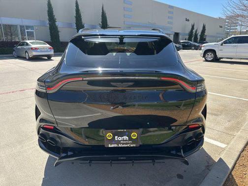 2023 Aston Martin DBX 707