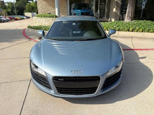 Jet Blue Metallic/Ice Silver 2012 Audi R8 4.2 quattro