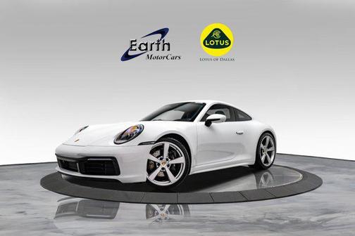 2024 Porsche 911 Carrera 4 GTS